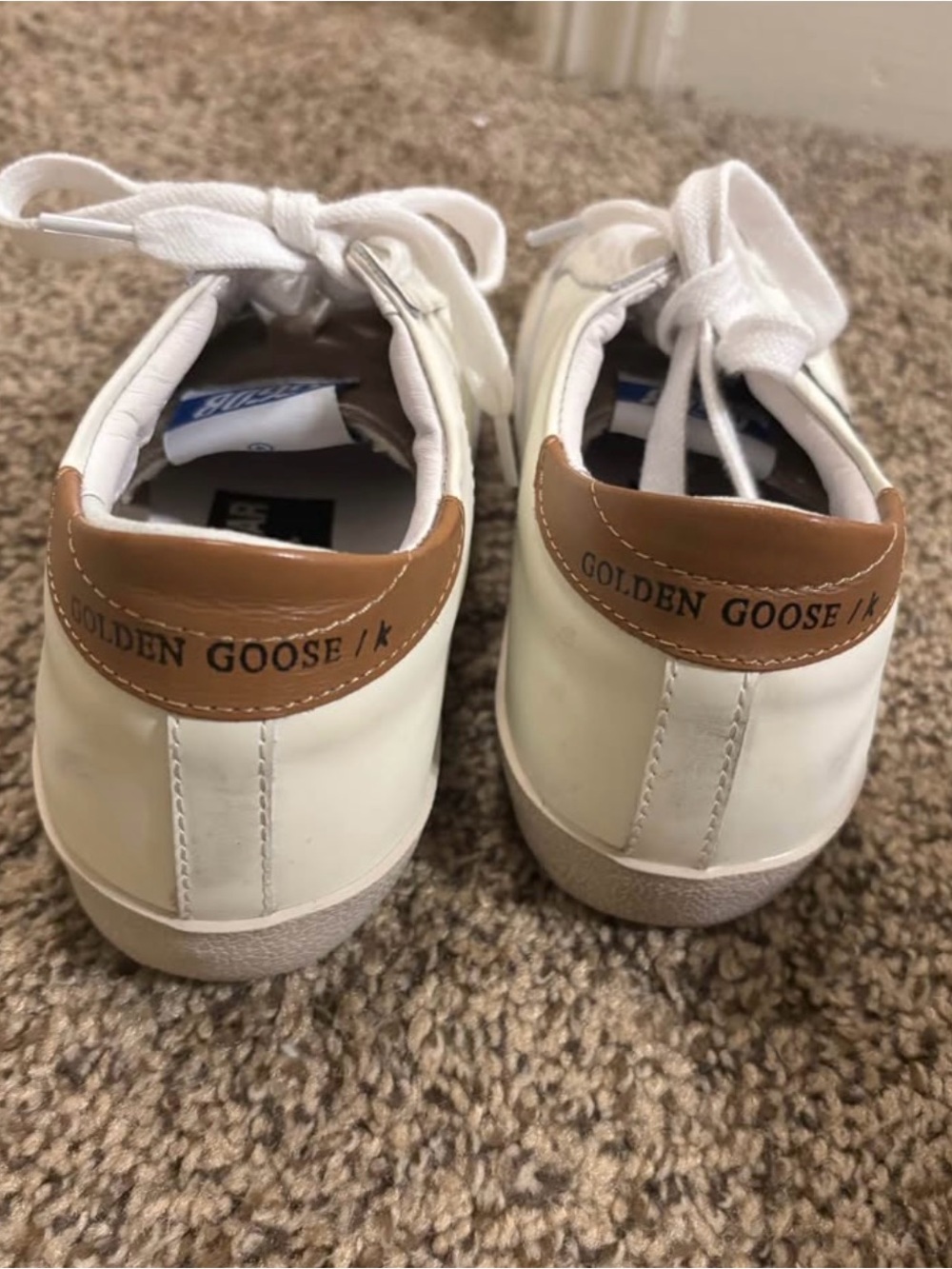 Golden Goose Style White Sneakers with Black Star - Picture 3 of 4